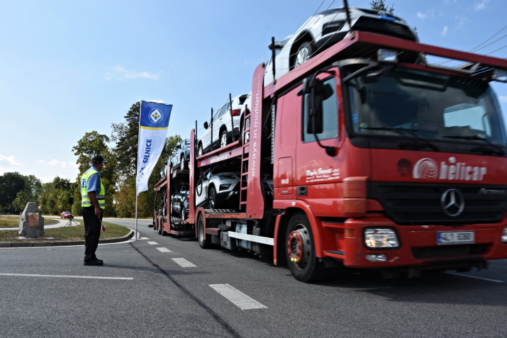 Dělnická ulice je otevřena. Jako poslední úsek druhé etapy rozšíření vrchlabské průmyslové zóny