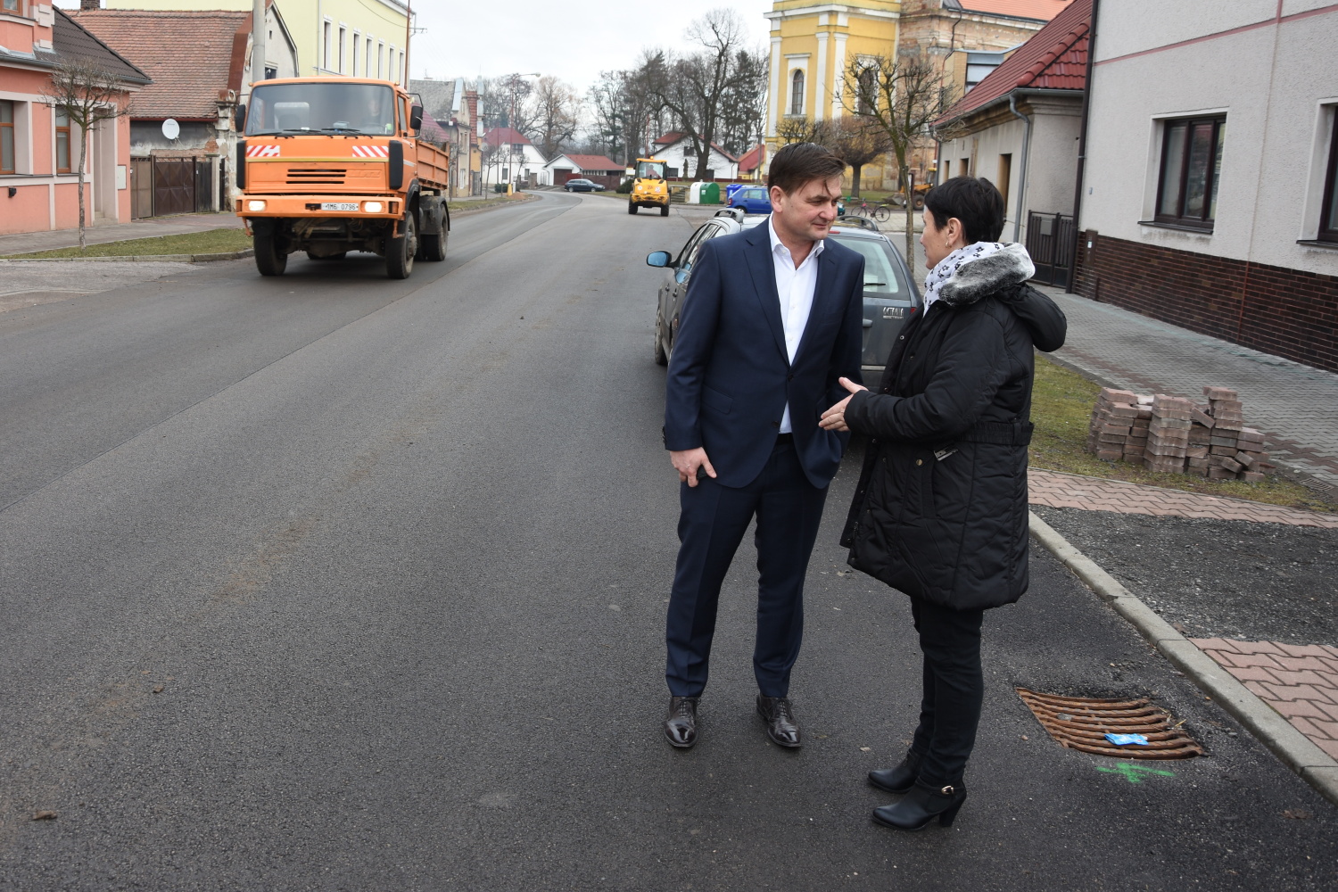 Smidary mají novou kanalizaci. Kraj přispěl dotací i opravou silnice