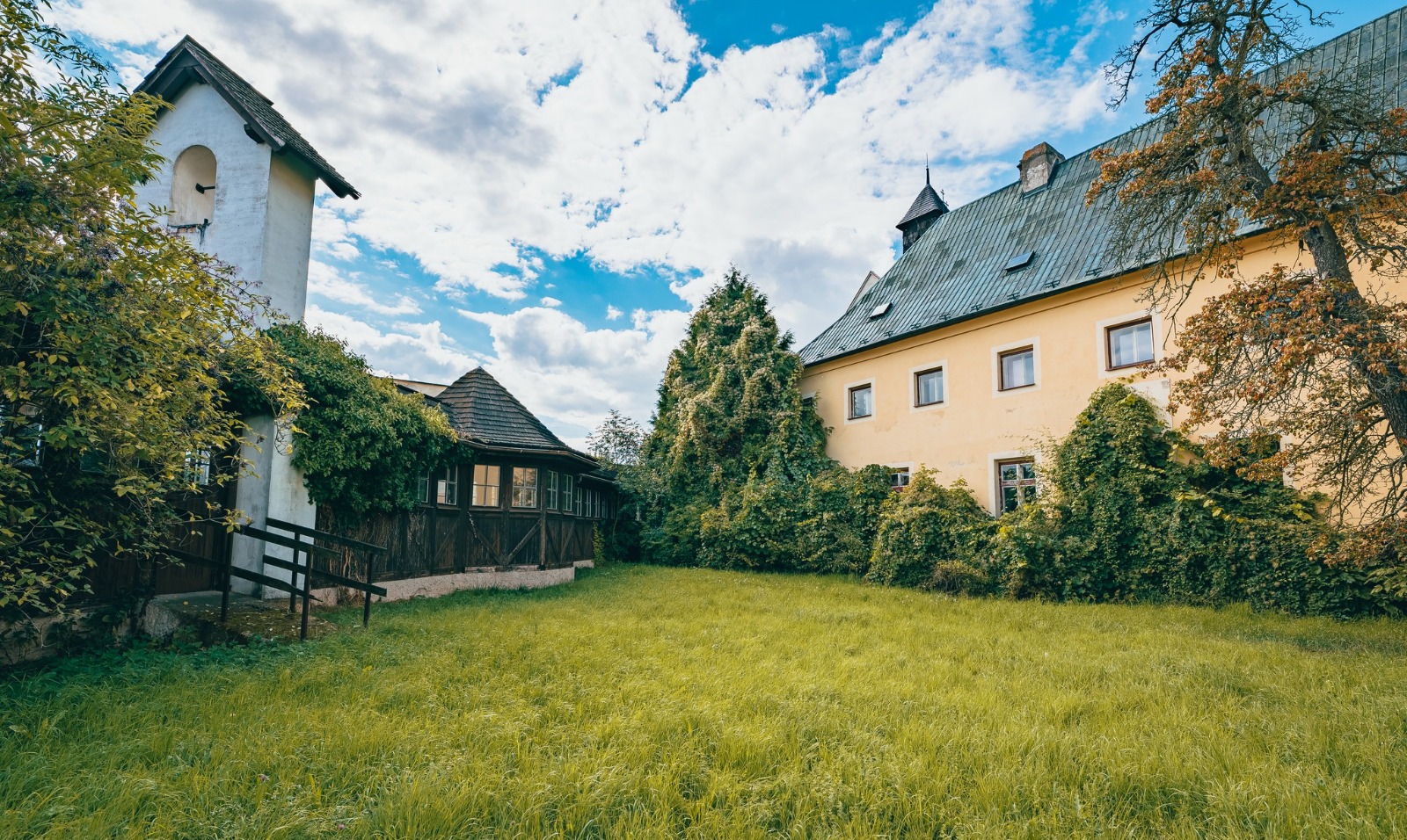 V Opočně se v neděli pro veřejnost otevře klášterní zahrada 