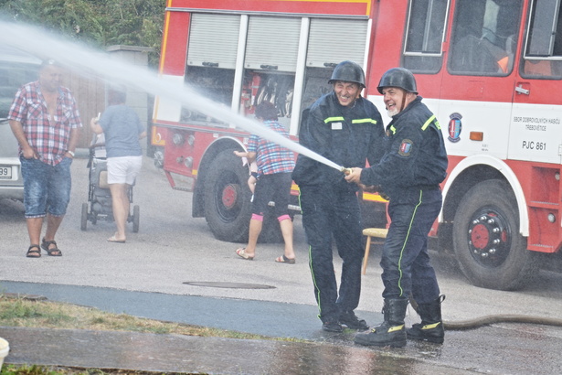 Dobrovolní hasiči mohou žádat o dotaci na výdaje JPO zřizovaných obcemi