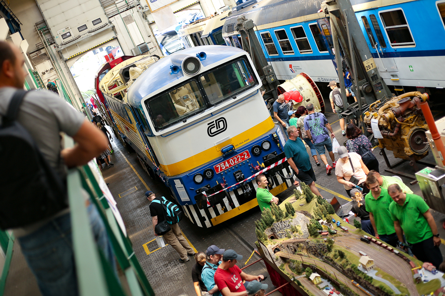 Regionální den železnice v Trutnově nabídne jízdy moderních i parních vlaků