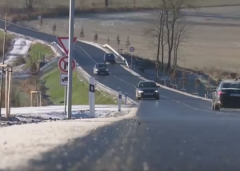 VIDEO: Kraj opravil díky rozšiřování vrchlabské průmyslové zóny úsek z Dolní Branné do Vrchlabí