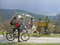 Do hradeckého kraje loni přijelo meziročně o pětinu hostů více