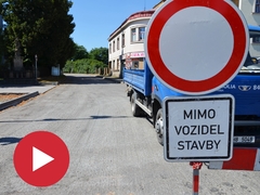 VIDEO: Opravy krajských silnic jsou v plném proudu